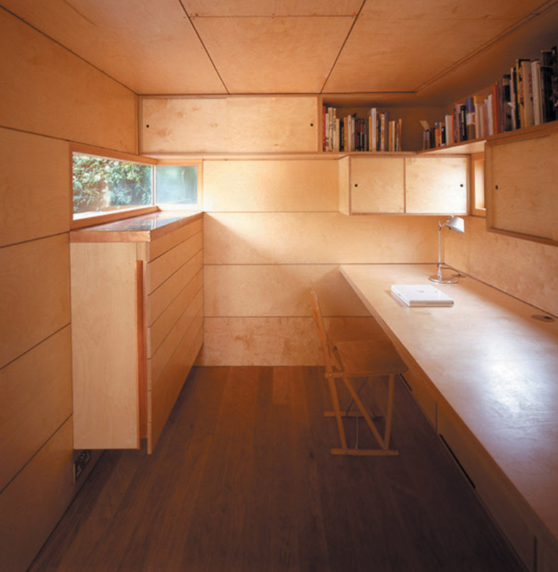 Sarah-Wigglesworth-Architects Garden Studio Interior2 1800